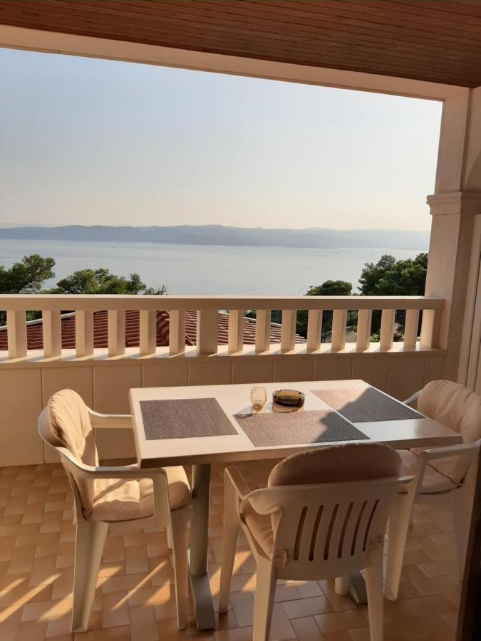 Guest House Fenix Brela Exterior photo